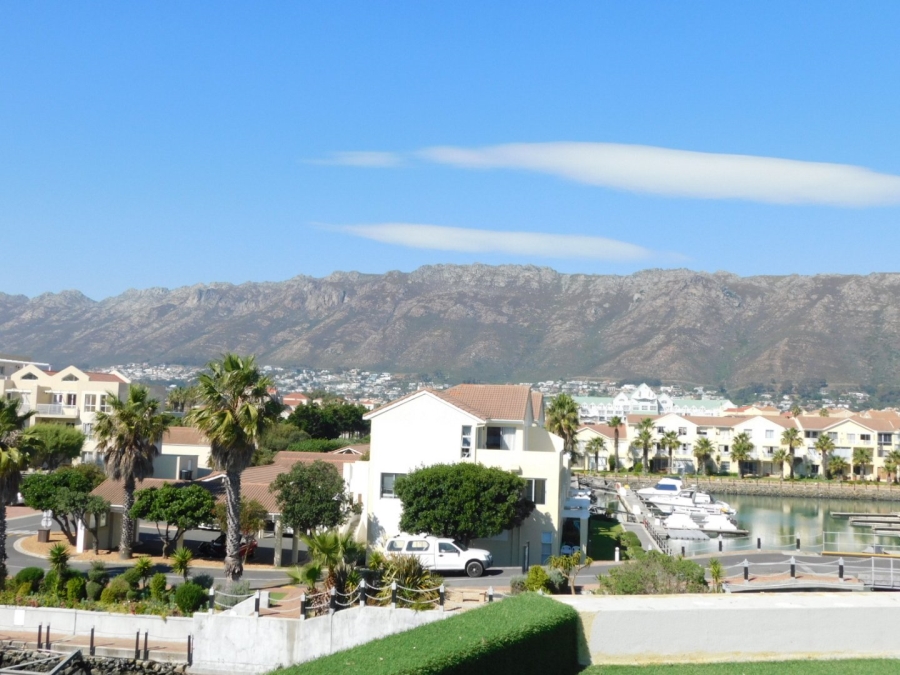 4 Bedroom Property for Sale in Harbour Island Western Cape